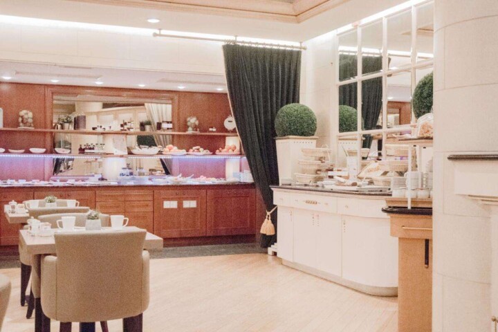 B’Artist Café