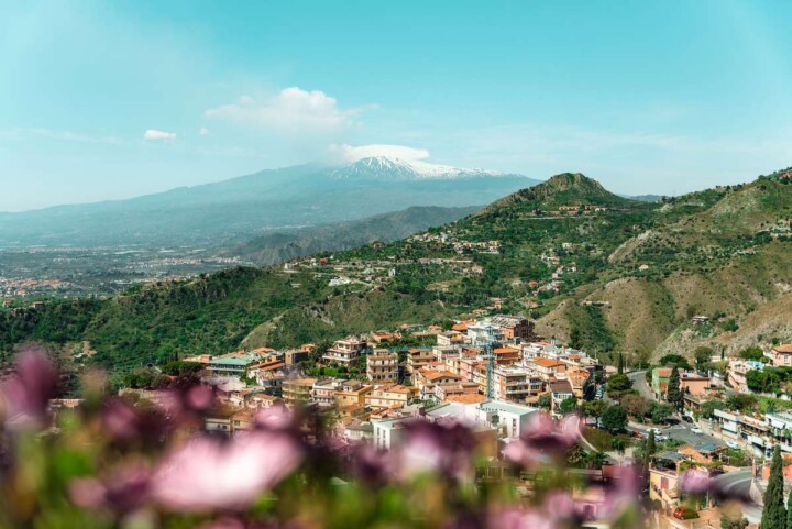 Wondering whether to add Taormina or Positano to your Italy itinerary? Whether you ultimately select a dream trip to Sicily or to the Amalfi Coast, there are many factors to consider. Come get the inside scoop on the Positano vs Taormina debate and find out which Italian bucket-list destination is right for you!