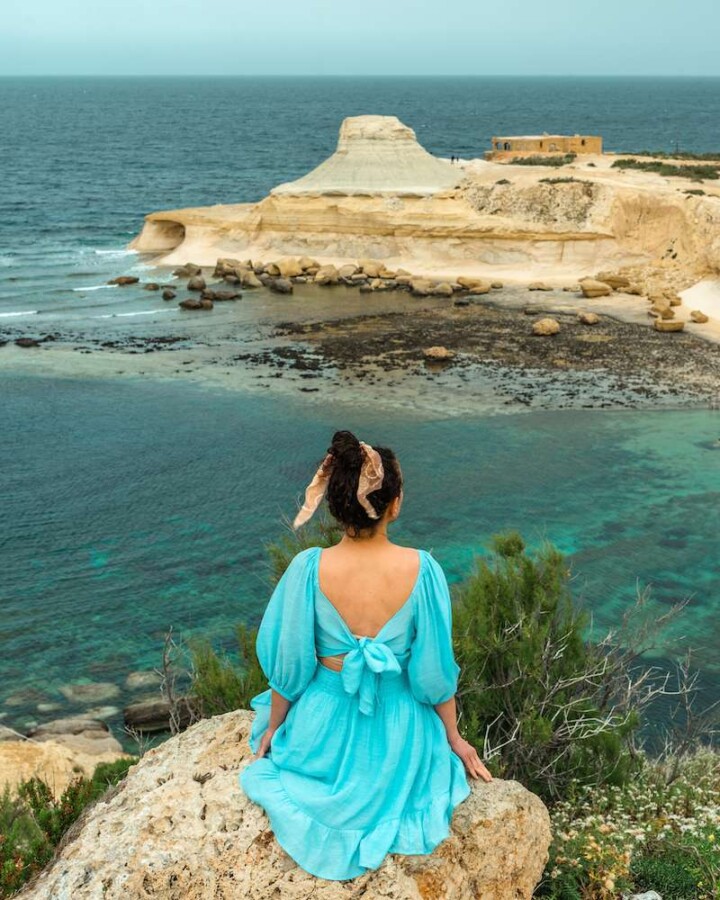 Dreaming of a romantic getaway before baby arrives? Here are the best European babymoon destinations to consider for a final twosome trip! #babymooningreece #babymooninitaly #babymoonideas